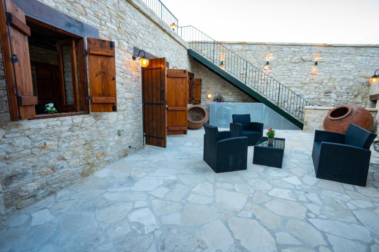 Eidyllio Luxury Suites Omodos Esterno foto