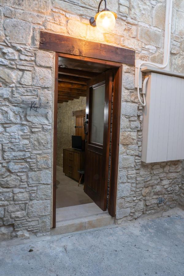 Eidyllio Luxury Suites Omodos Esterno foto