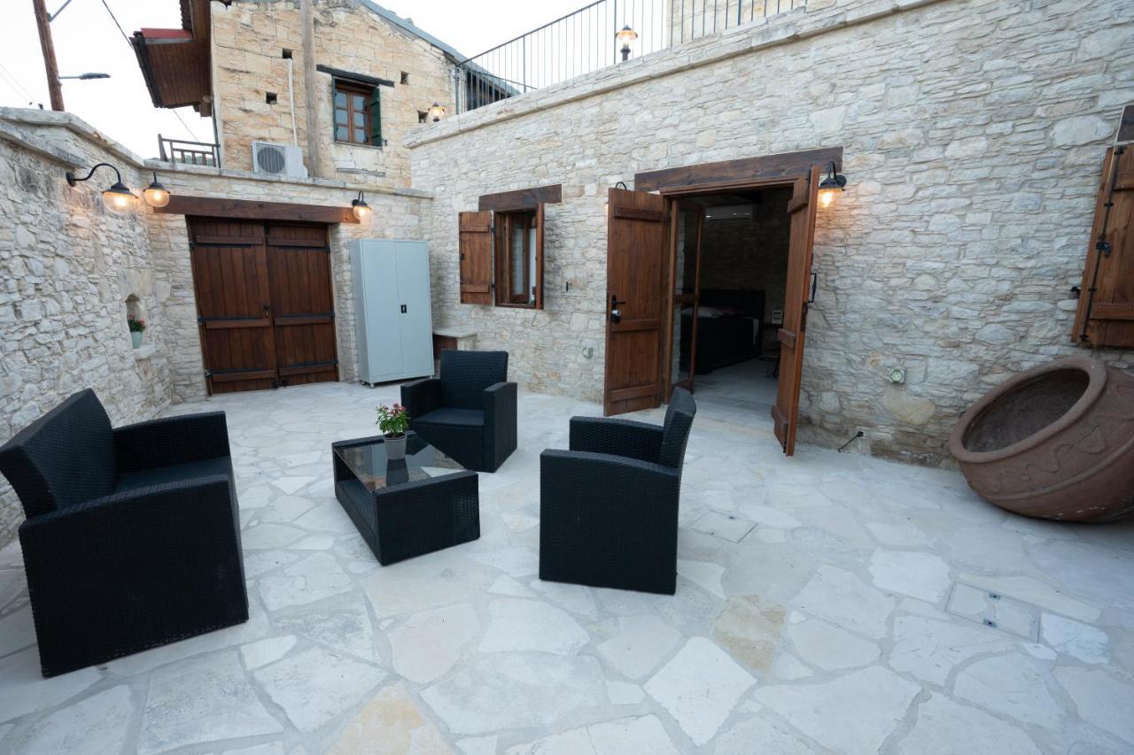 Eidyllio Luxury Suites Omodos Esterno foto