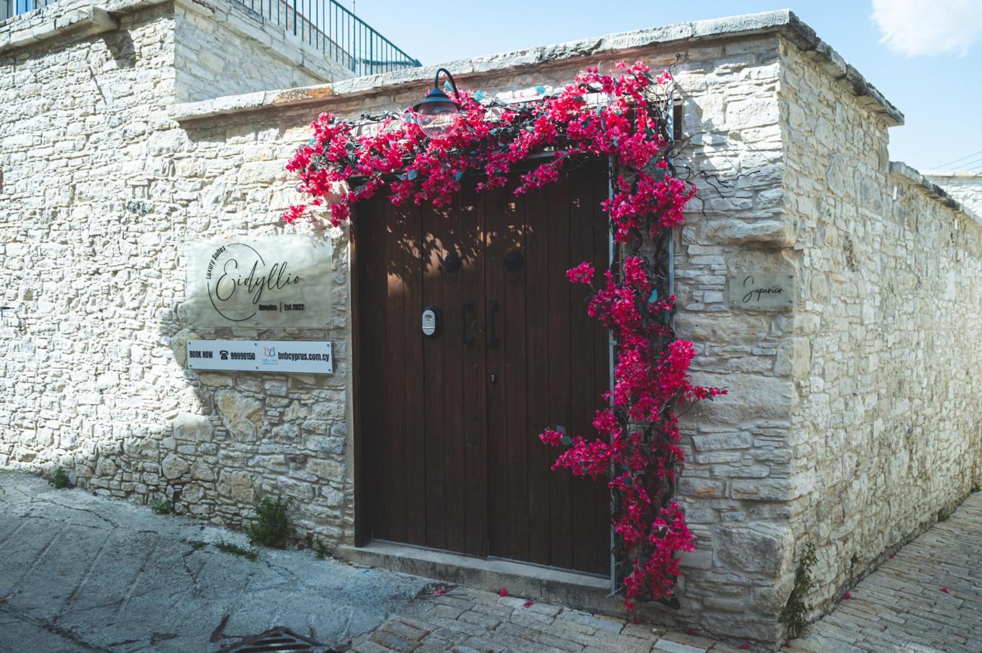 Eidyllio Luxury Suites Omodos Esterno foto